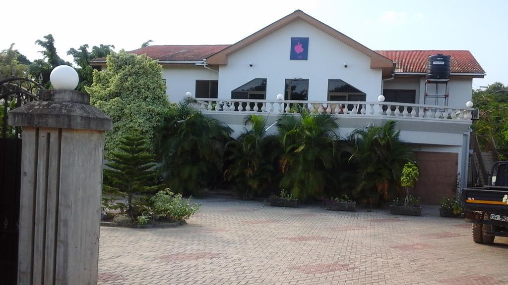 Eden Lodge Кейп-Кост Экстерьер фото